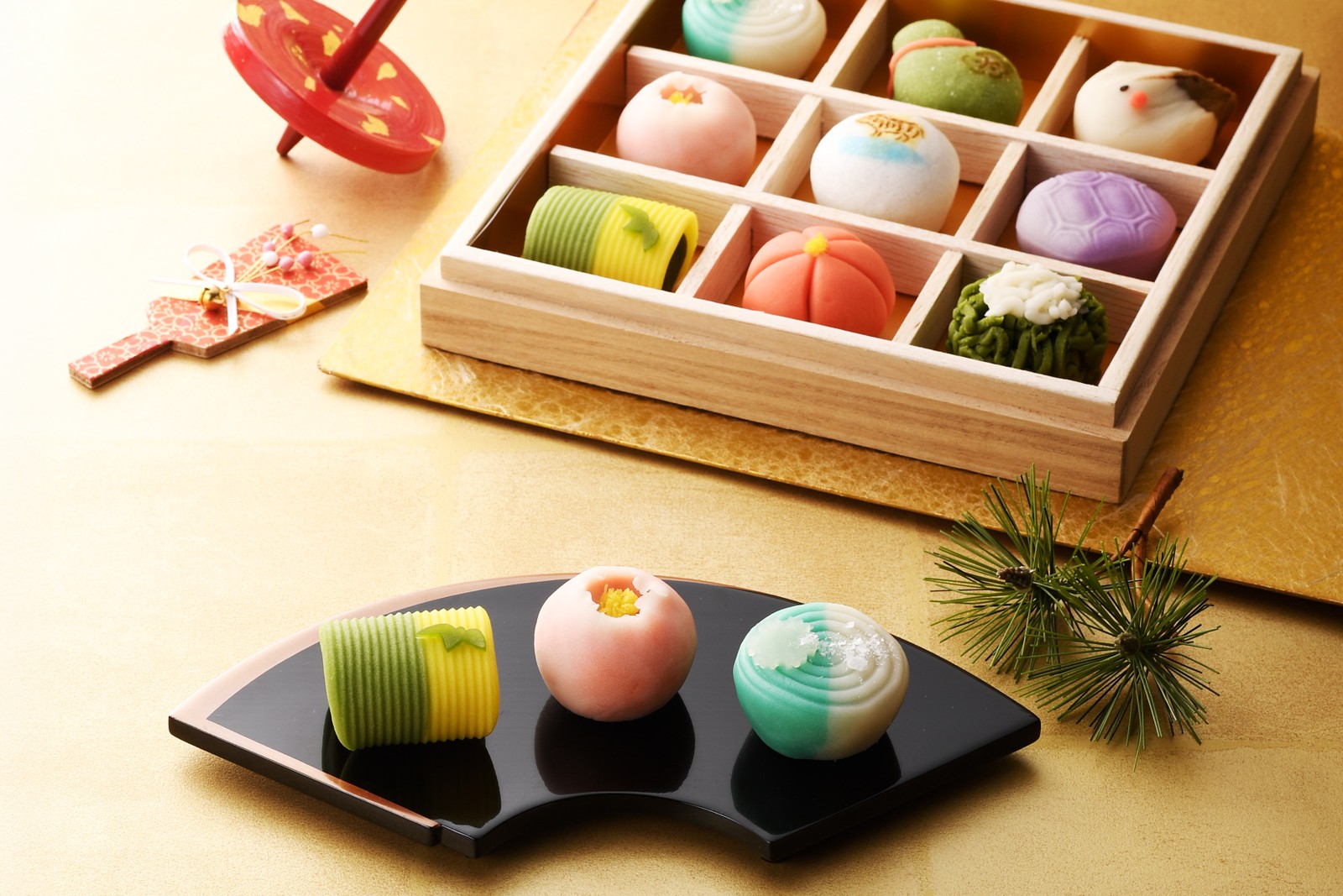 Itō Kyūemon Launches New Year Confection Box with Nine Wagashi in Five Uji Tea Fillings