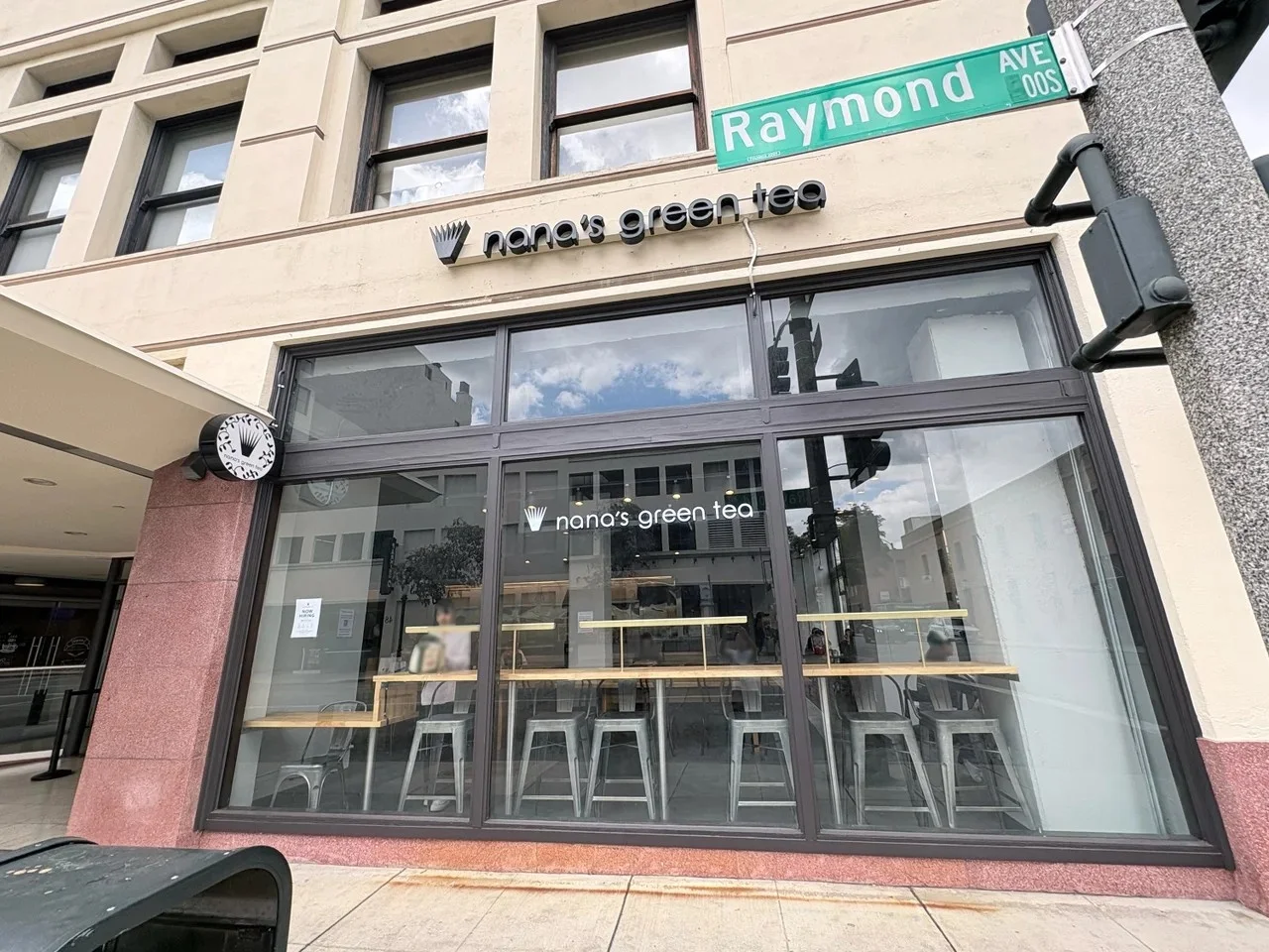 nana's green tea Pasadena store off to strong start in Los Angeles — up to 2-hour waits on opening day, 300+ parfaits sold on weekends