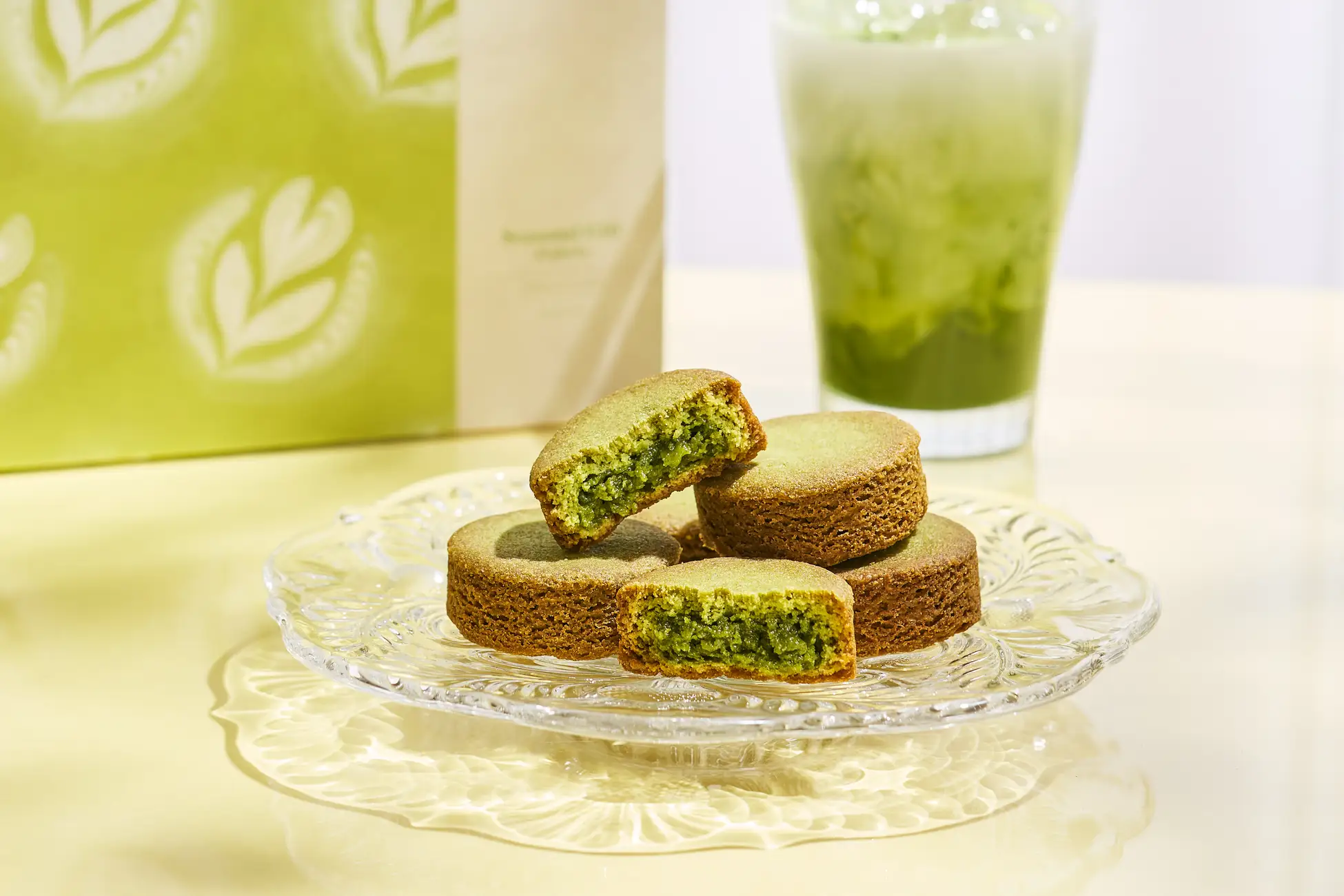 FiOLATTE Launches Limited-Edition 'Galette (Matcha Latte)' with Matcha Filling from July 1 (Wed)