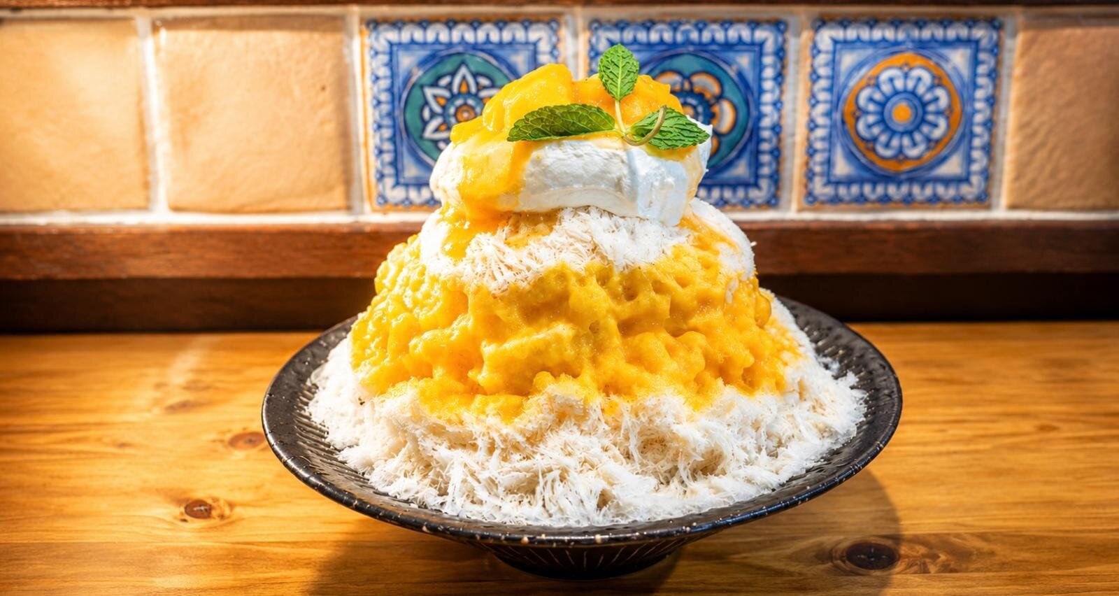 Popular Oku-Shibuya shaved ice shop 'Sabo Okunoshibuya' expands nationwide with matcha-strawberry brûlée and melon shortcake