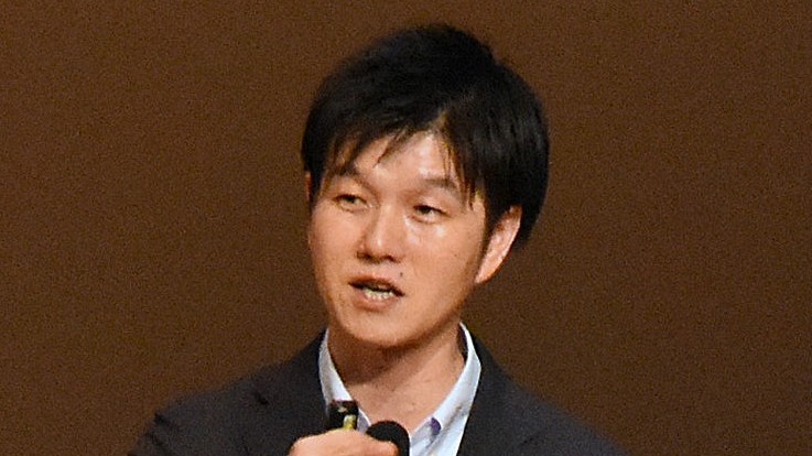 Agriculture Minister Suzuki speaks in Fukuroi: government will back profitable farming, citing overseas matcha boom and local Crown Melon