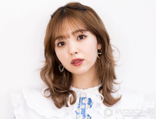 「家族で抹茶コーデ」藤田ニコル、お出かけショット披露に反響「ほっこり親子だね」「娘ちゃんのおててかわいい！」 夫は稲葉友 - 佐賀新聞